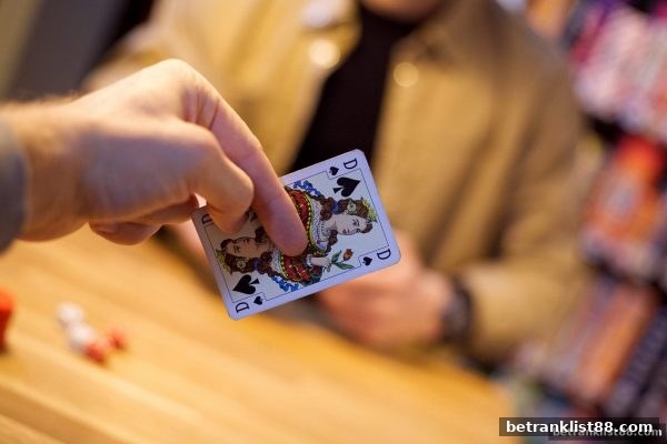 博彩公司排名揭秘：老虎机桌游的随机本质与理性玩法指南